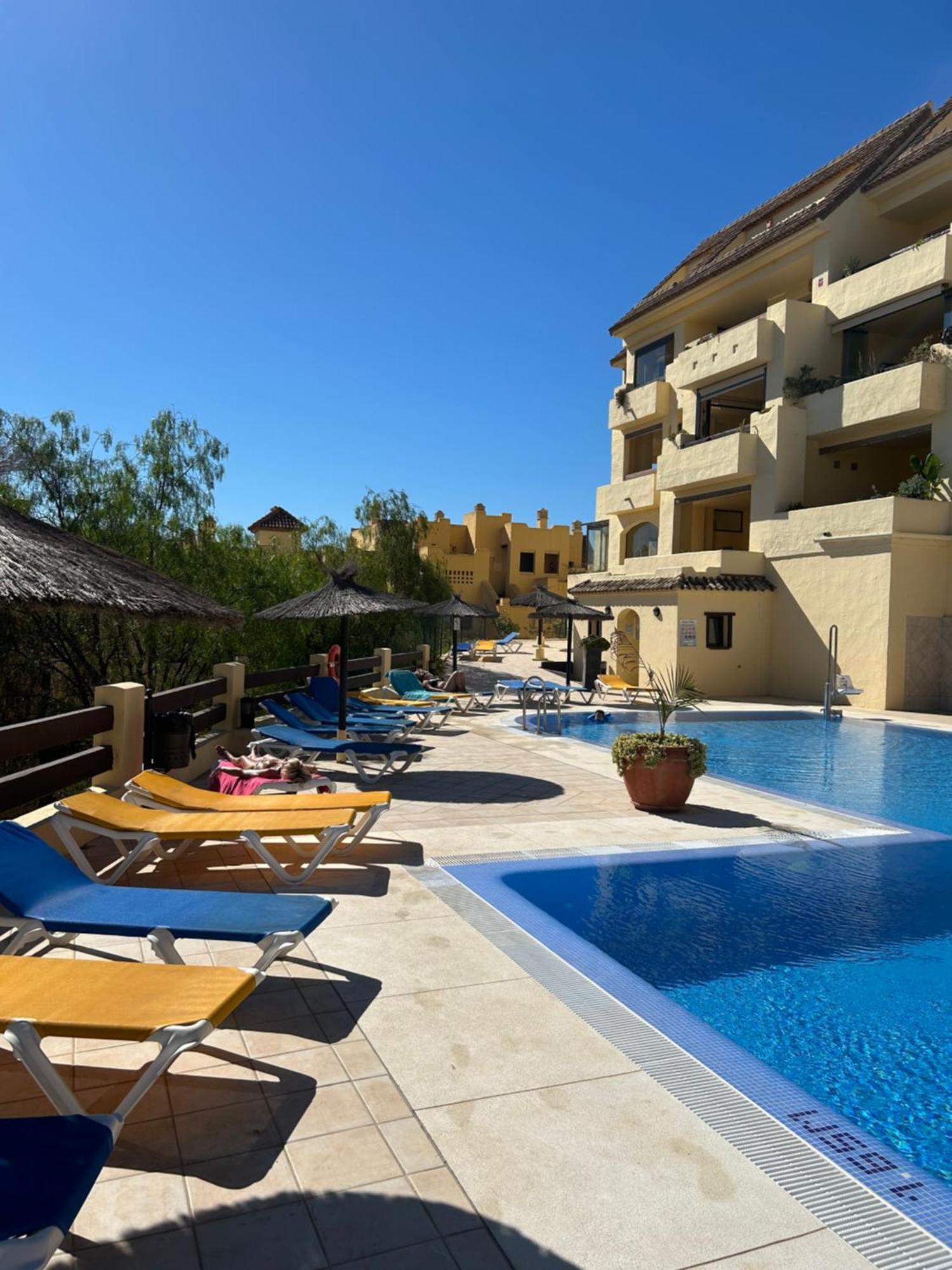 2 Bed Penthouse Apartment Manilva Exterior foto